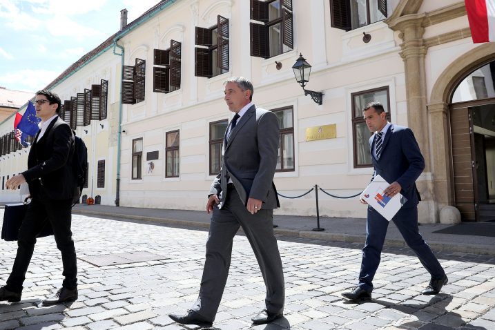 Sadašnje vodstvo HNS-a prodalo je stranku za tri godine vlasti na razini države / Foto PIXSELL