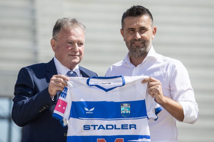 Predsjednik Uprave NK Osijek Ferenc Sakalj i Nenad Bjelica/Foto PIXSELL