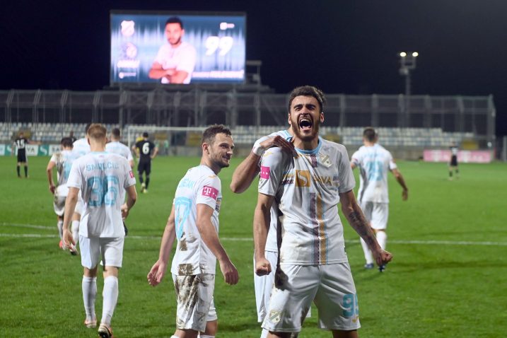 Sandro Kulenović dočekao je pogodak/Foto V. KARUZA