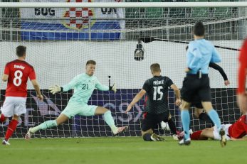 Mario Pašalić zabija pobjednički pogodak/Foto REUTERS