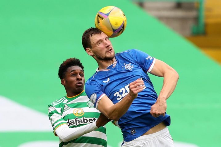 Borna Barišić (Glasgow Rangers) i Jeremie Frimpong (Celtic)/Foto REUTERS