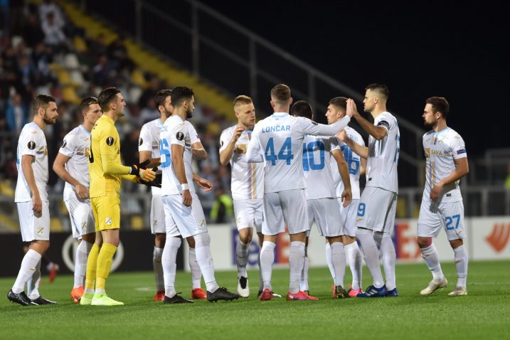 IZNAD OČEKIVANJA NA EURO SCENI - Nogometaši Rijeke tijekom ogleda s Real Sociedadom/Foto D. ŠKOMRLJ