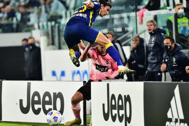 Giangiacomo Magnani (Verona) i Alvaro Morata (Juventus)/Foto REUTERS