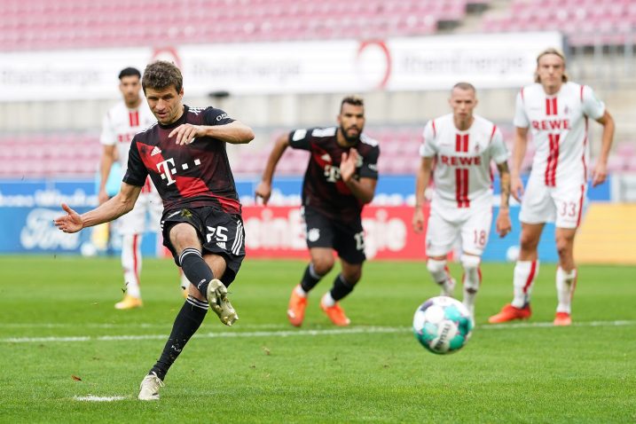 Thomas Muller zabija prvi gol za Bavarce/Foto REUTERS