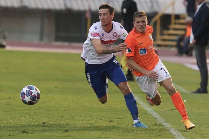 Marin Jakoliš (Hajduk) i Emir Sahiti (Šibenik)/Foto PIXSELL