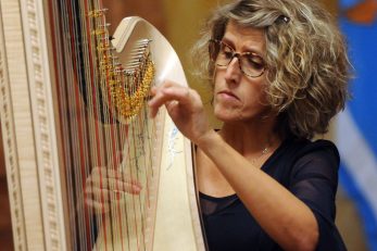 Odlučila sam istaknuti atribute harfe kao starodrevnog glazbala –Diana Grubišić Ćiković / Snimio Marko GRACIN