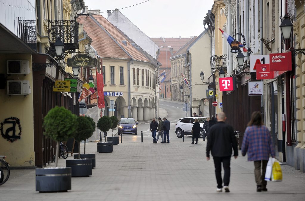 Kroz mjere aktivne politike zapošljavanja na tržište rada u Vukovaru uključeno je više od 2.330 ljudi / Foto Davor KOVAČEVIĆ