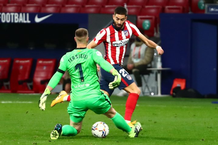 Yannick Carrasco i Ter Stegen/Foto REUTERS