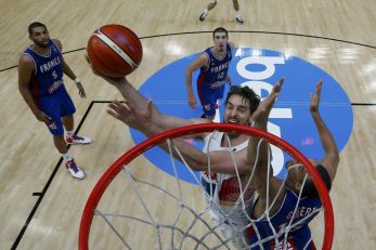 Pau Gasol i Rudy Gobert/Foto REUTERS