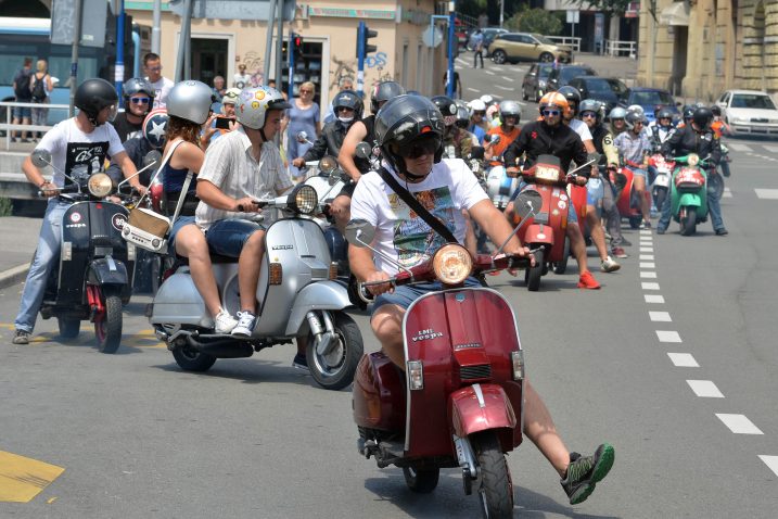 Sa 7. susreta Vespa kluba Rijeka / Foto Damir Škomrlj