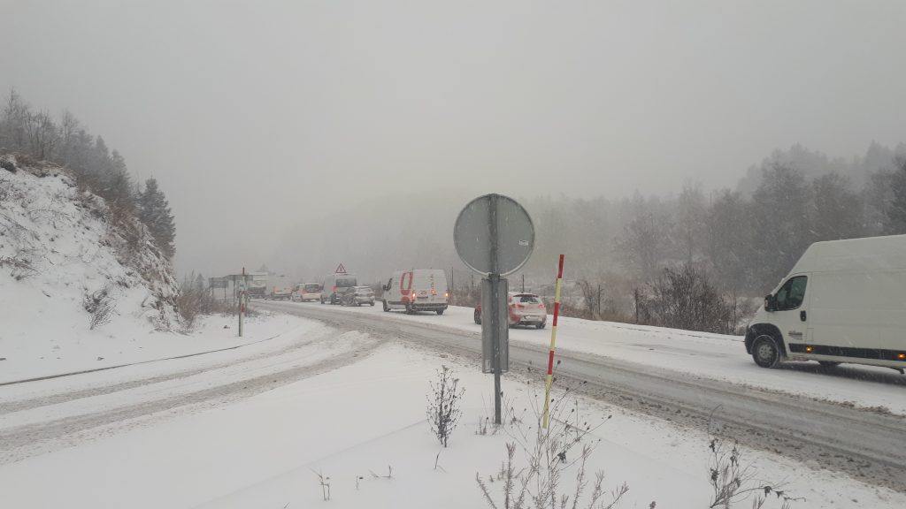Kamioni su prouzročili zastoj na cesti / Foto D. PLEŠE