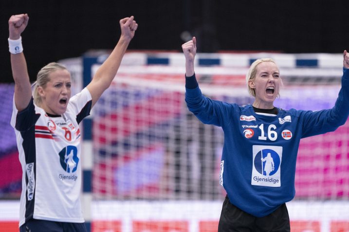 Norvežanke Katrine Lunde i Silje Katrine Waade su idući suparnik hrvatskih rukometašica/Foto REUTERS