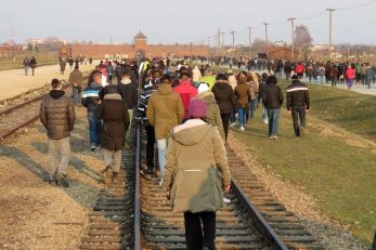 Krčki srednjoškolci sudjeluju i u međunarodnom projektu »Vlak sjećanja za Auschwitz« / Foto SŠ KRK