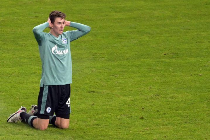 Matthew Hoppe (Schalke 04) nakon propuštene prilike/Foto REUTERS
