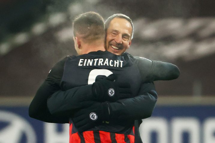 Luka Jović i trener Adi Hutter/Foto REUTERS