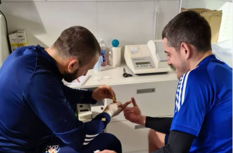 Kapetan Arijan Ademi odrađuje liječničke preglede/Foto GNK Dinamo