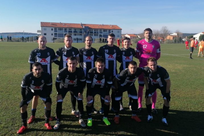 Momčad Opatije uoči početka utakmice