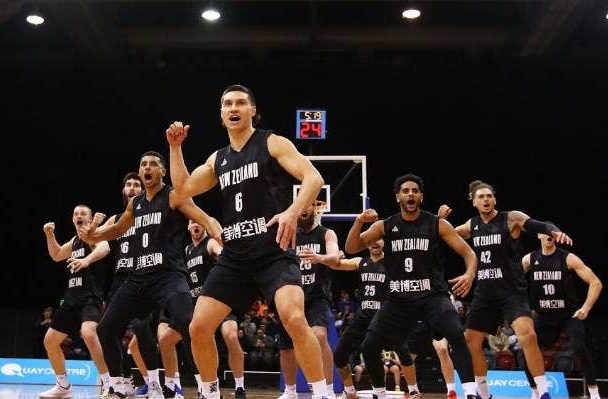 Košarkaši Novog Zelanda izvode haku/Foto: nz.basketball