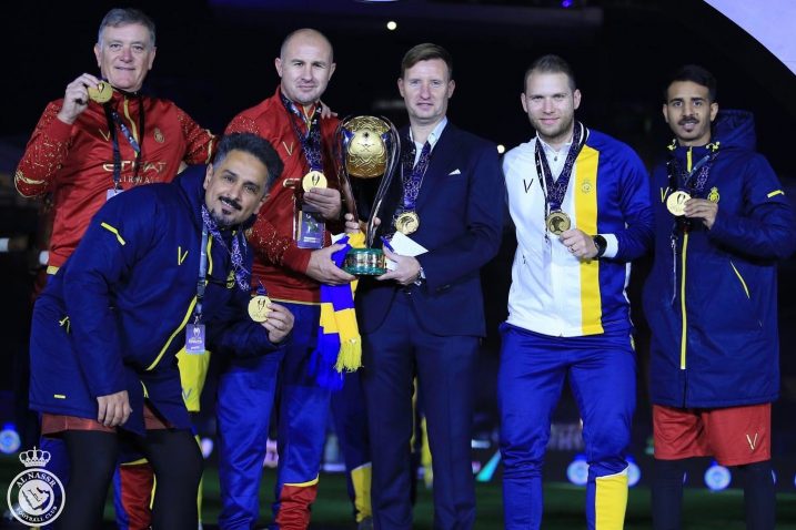 Boris Pučić, Ivo Milić, Alen Horvat i Bojan Šestan uz dva pomoćnika iz Saudijske Arabije/Foto: AL NASSR