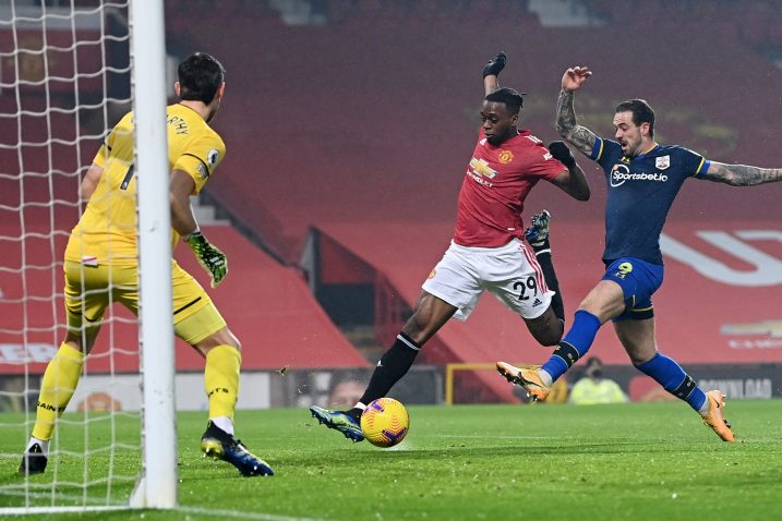 Aaron Wan-Bissaka zabija prvi pogodak na utakmici/Foto REUTERS