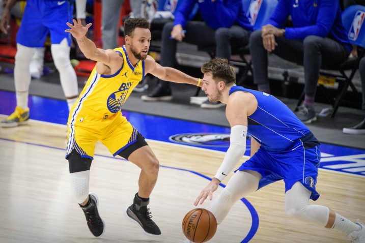 Stephen Curry i Luka Dončić/Foto REUTERS