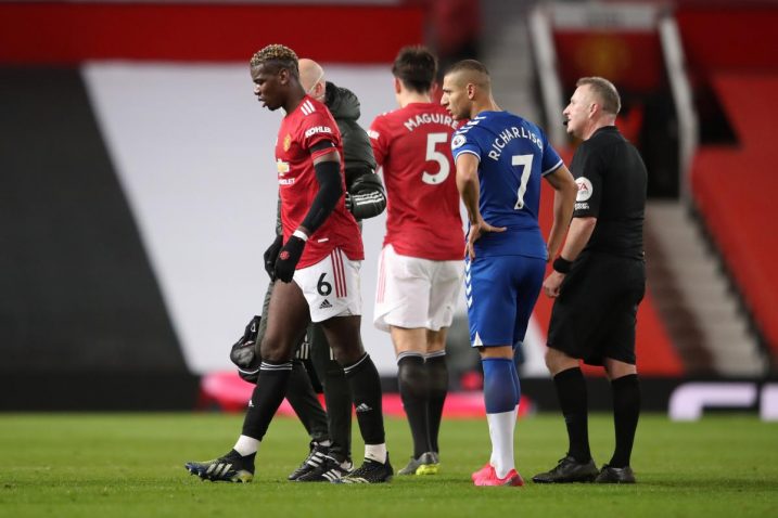 Paul Pogba napušta teren zbog ozljede/Foto: REUTERS