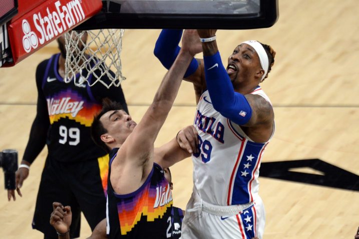 Dario Šarić i Dwight Howard/Foto REUTERS