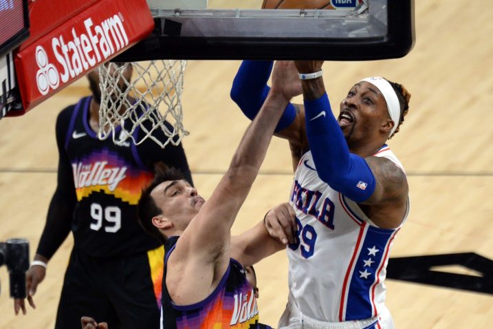 Dario Šarić i Dwight Howard/Foto REUTERS