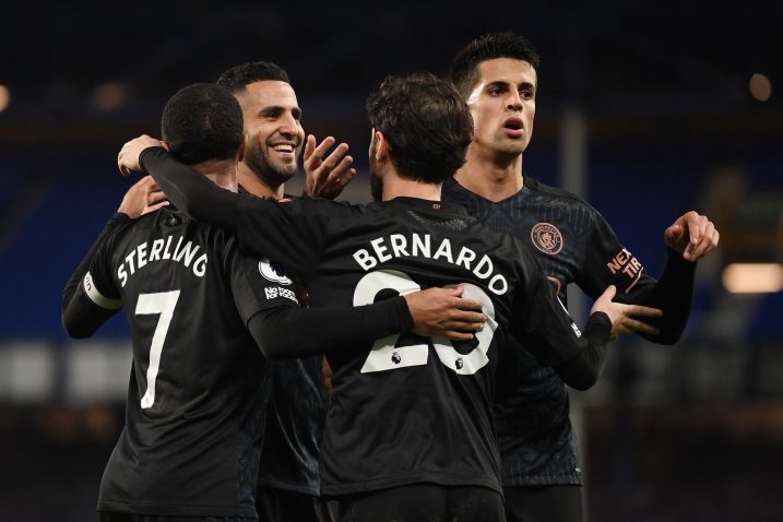 Bernardo Silva slavi sa suigračima treći pogodak na Goodison Parku/Foto REUTERS