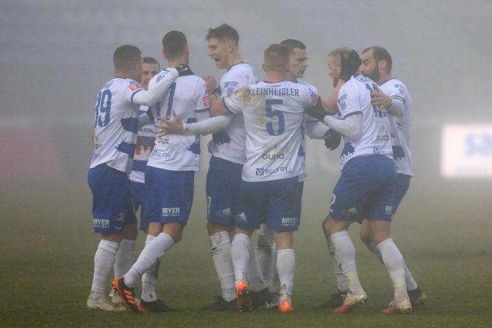 Igrači Osijeka slave pogodak/Foto: PIXSELL