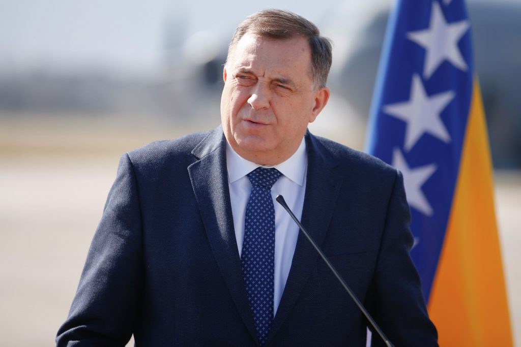 Dodik spreman ići u zatvor zbog ove izjave: "Navodni genocid u Srebrenici se nije dogodio" - Vimarsana News