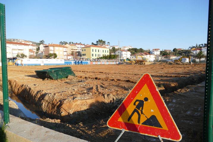 U sklopu radova se čiste i saniraju oborinski kanali