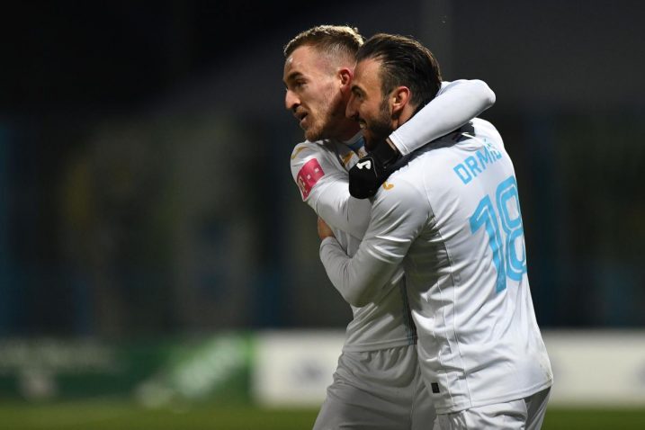 Stjepan Lončar i Josip Drmić u zagrljaju nakon pogotka/Foto PIXSELL
