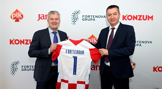 Davor Šuker i Fabris Peruško/Foto HNS