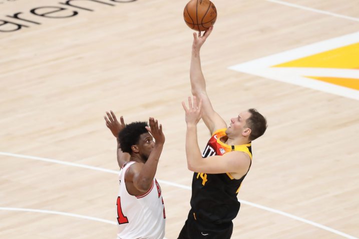 Bojan Bogdanović i Thadeus Young/Foto REUTERS