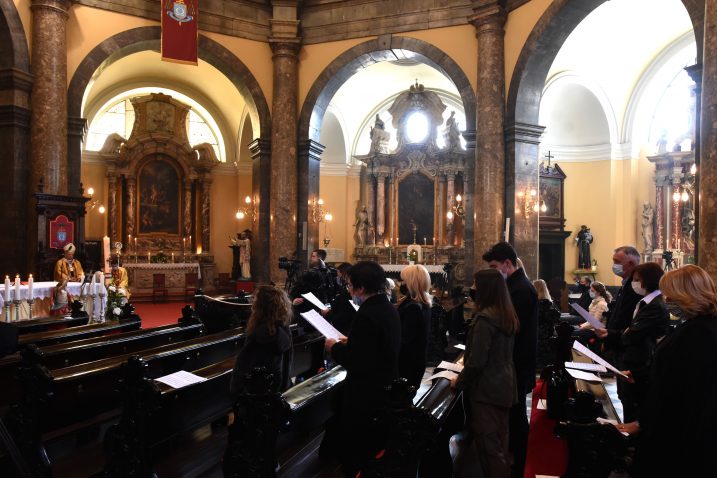 Na misama se moraju poštovati preporuke epidemiologa / Foto M. GRACIN