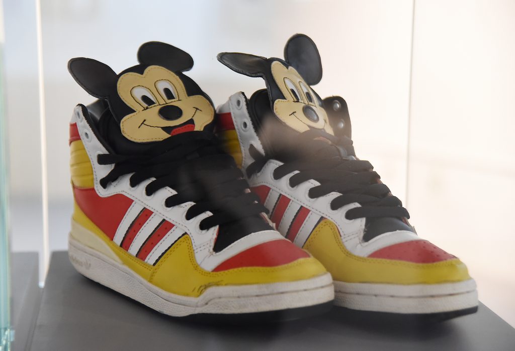Mickey Mouse na tenisicama / Snimio S. DRECHSLER
