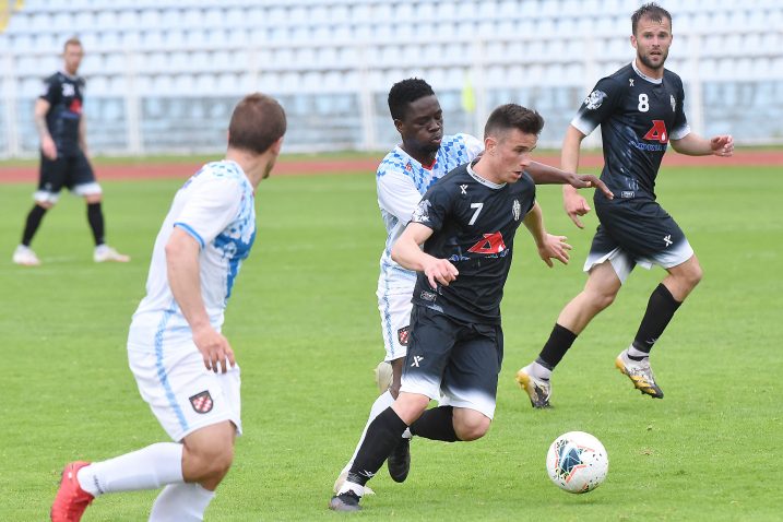 Frano Ivančić tijekom sudara sa Sigećanima/Foto Arhiva NL