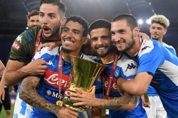 Igrači Napolija slave osvajanje Kupa 2020. godine/Foto REUTERS
