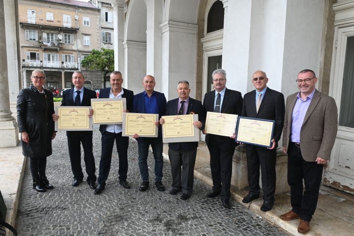 Dorotea Pešić-Bukovac, Dragutin Galina, Vladimir Cvjetan, Namik Dizdarević, Miroljub Berak, Zdravko Naletina, Miladin Matković i Slaviša Bradić/Foto: V. KARUZA
