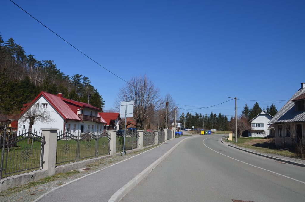 Dio Liča gdje bi trebala biti izgrađena crpna stanica za novu kanalizaciju / Foto M. KRMPOTIĆ