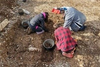 Krajem prošle i početkom ove godine na gradilištu su »glavni« bili arheolozi / Foto Franjo DERANJA