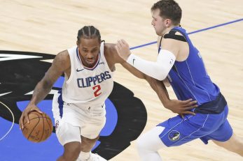 Kawhi Leonard i Luka Dončić/Foto: REUTERS