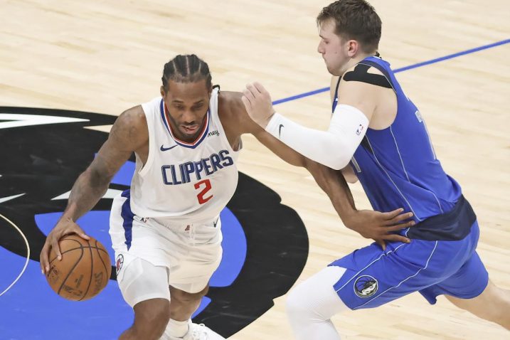 Kawhi Leonard i Luka Dončić/Foto: REUTERS