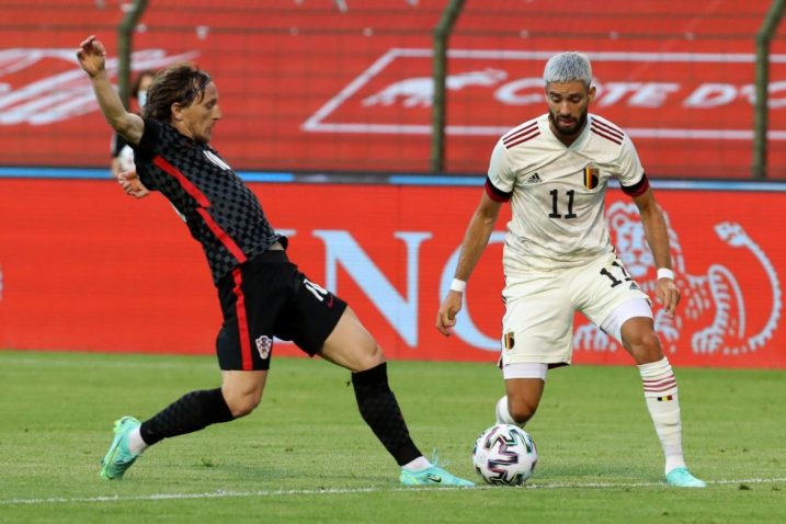 Yannick Carrasco i Luka Modrić/Foto REUTERS