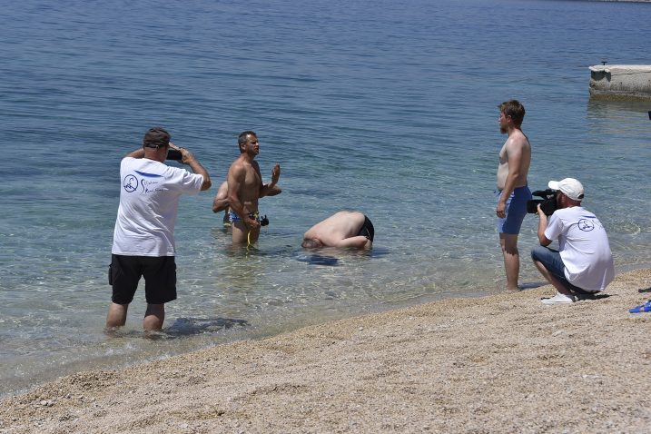 Organizirani zaron na plaži kampa Kovačine / Foto Walter Salković