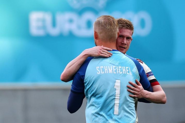 Kasper Schmeichel i Kevin De Bruyne/Foto REUTERS