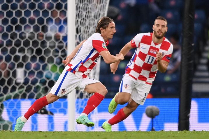 Luka Modrić i Nikola Vlašić/Foto REUTERS
