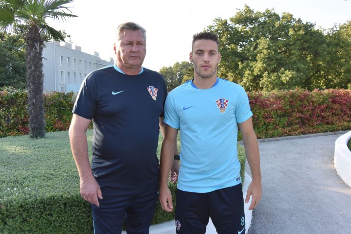 UGRADIO DIO SEBE U VATRENE - Nenad Gračan i Nikola Vlašić/Foto PIXSELL