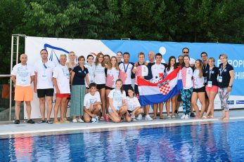 Domaćini iz Primorja 2010, djelatnici Rijeka sporta i članovi hrvatske reprezentacije skokova u vodu/